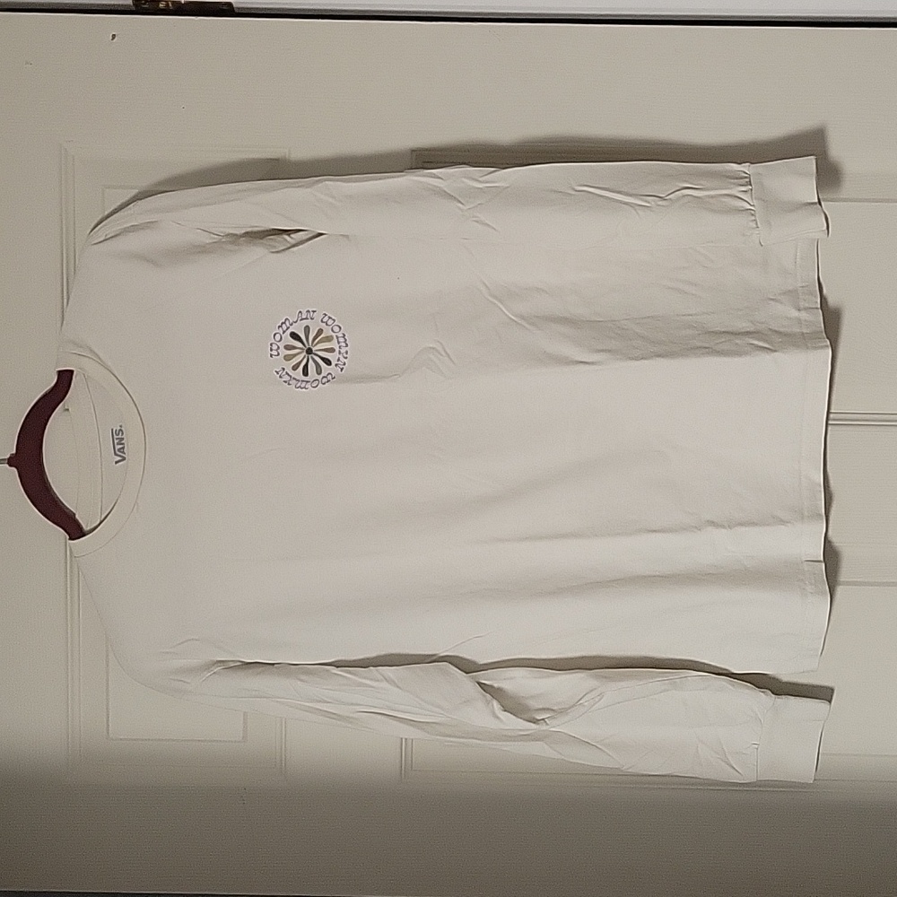 Woman Long Sleeved Tee